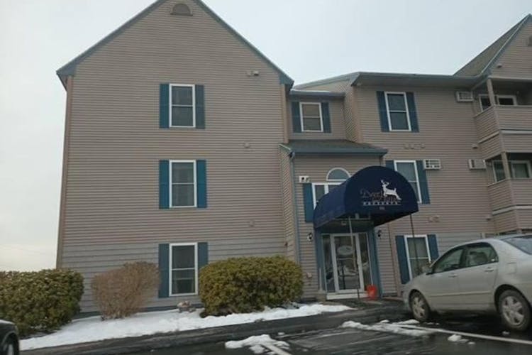 90 Eastern Ave Manchester, NH 03104, Hillsborough County