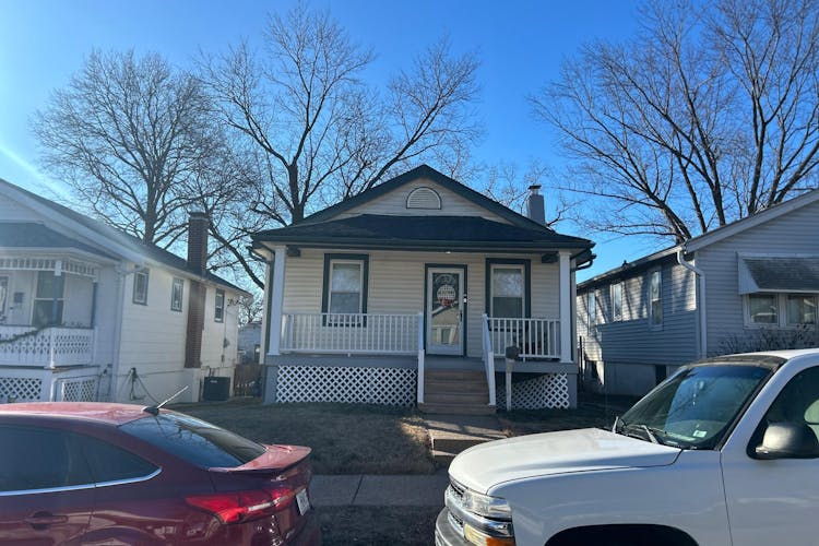 6214 Bradley Ave Saint Louis, MO 63139, City of St. Louis County