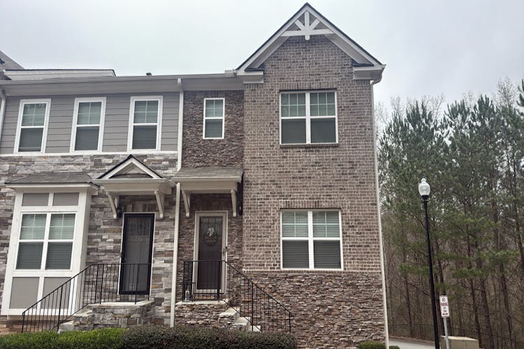 278 Ismal Dr SW Atlanta, GA 30331, Fulton County