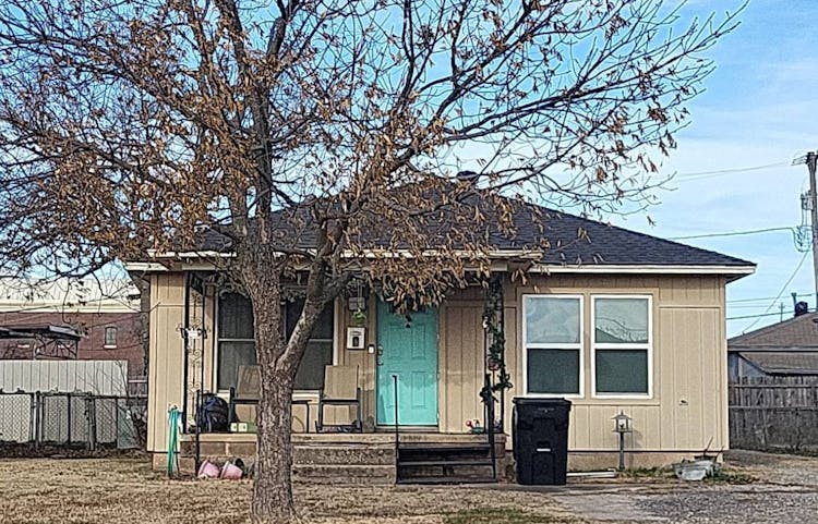 129 Southeast 1st St Moore, OK 73160, Cleveland County