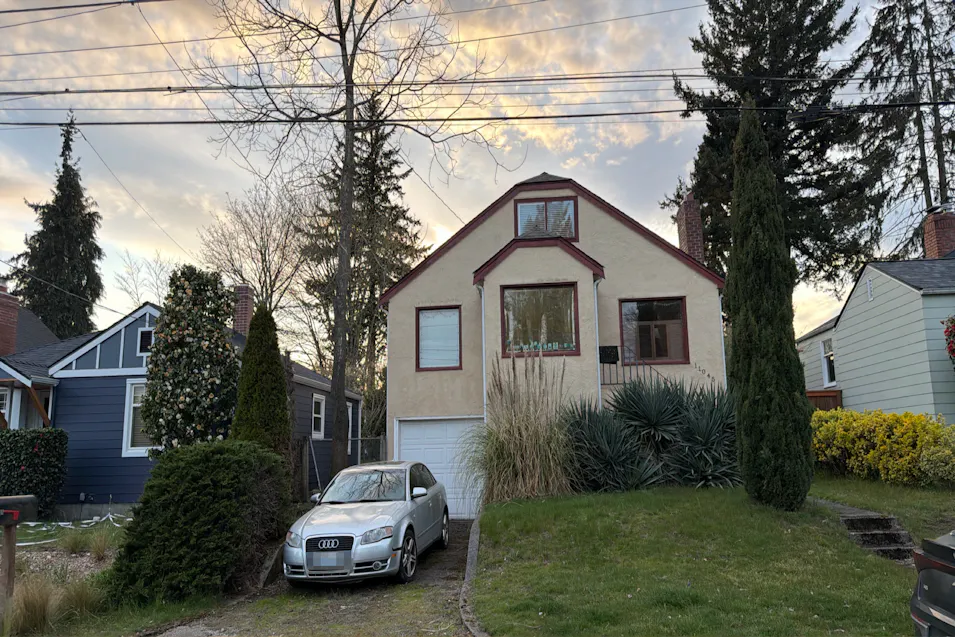 11045 Fremont Ave N Seattle, WA 98133, King County