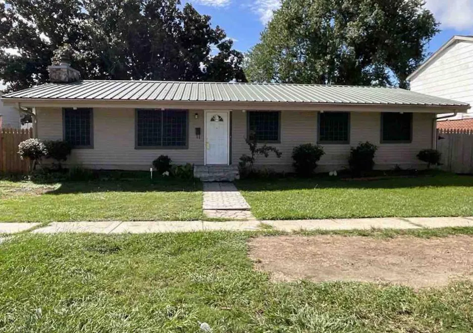 505 John Hopkins Dr Kenner, LA 70065, Jefferson County