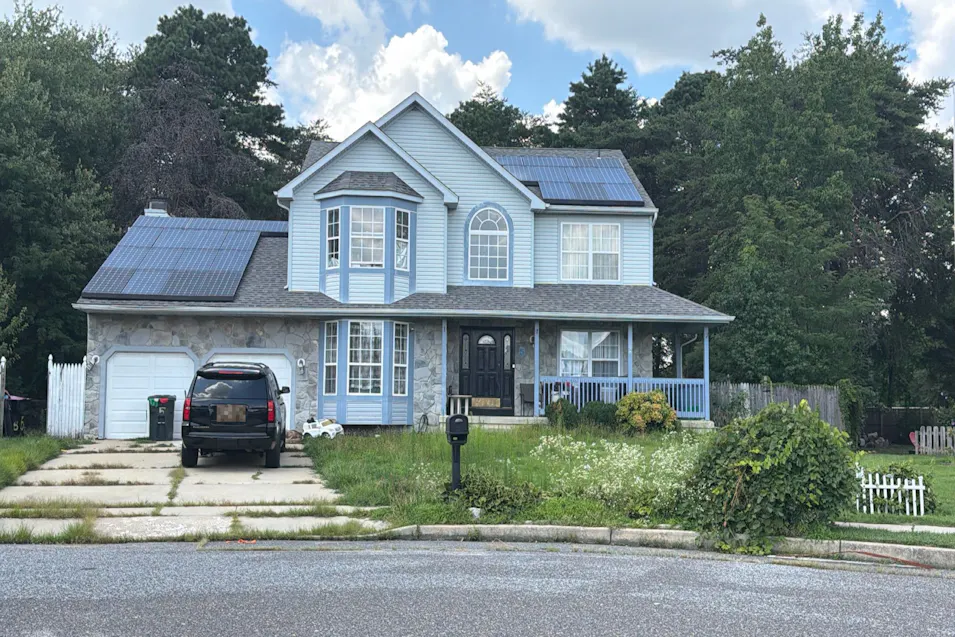 5 Glen Burnie Ct Sicklerville, NJ 08081, Camden County