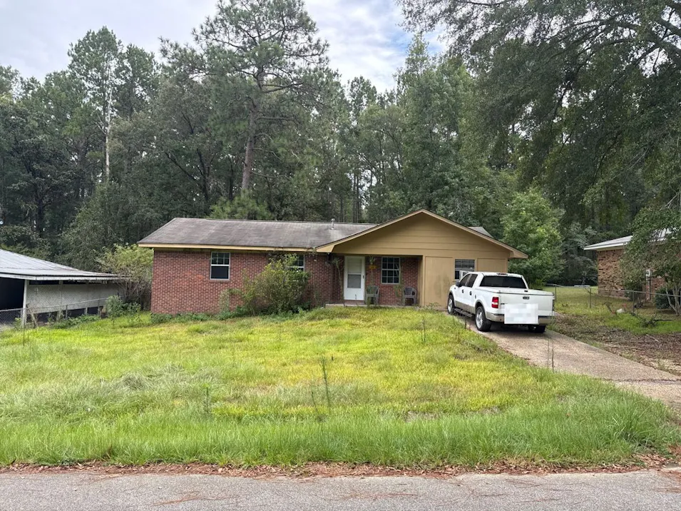 54 Oak Street Hattiesburg, MS 39402, Forrest County