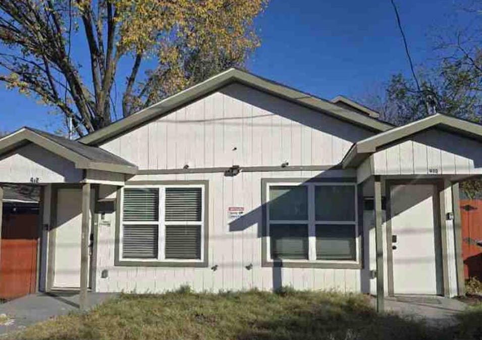 400 -40 2 Lansing St Dallas, TX 75203, Dallas County