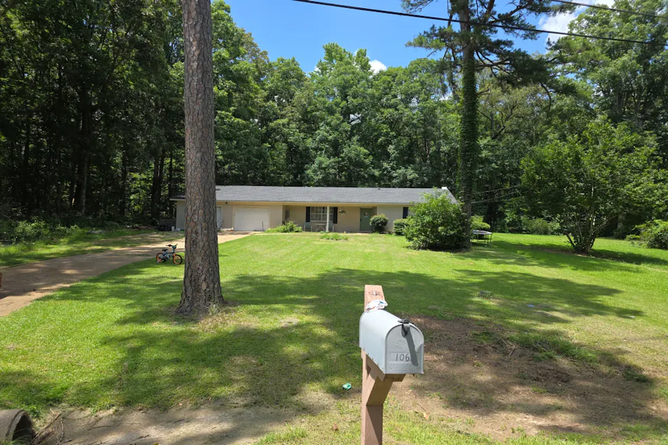 106 Robin Ln Union Ms 39365 Ln Union, MS 39365, Neshoba County