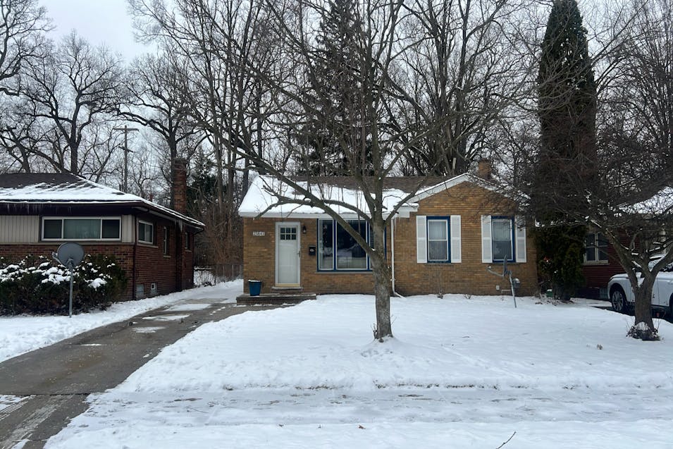 23841 Ithaca St Oak Park, MI 48237, Oakland County