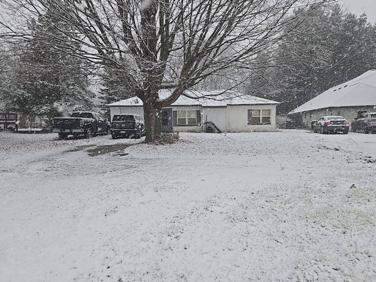 6391 Richfield Rd Flint, MI 48506, Genesee County