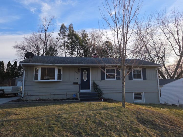 2627 Westwood Pl Davenport, IA 52804, Scott County