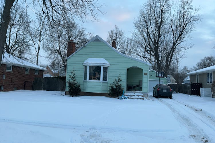 39 Klinger Avenue Tonawanda, NY 14150, Erie County