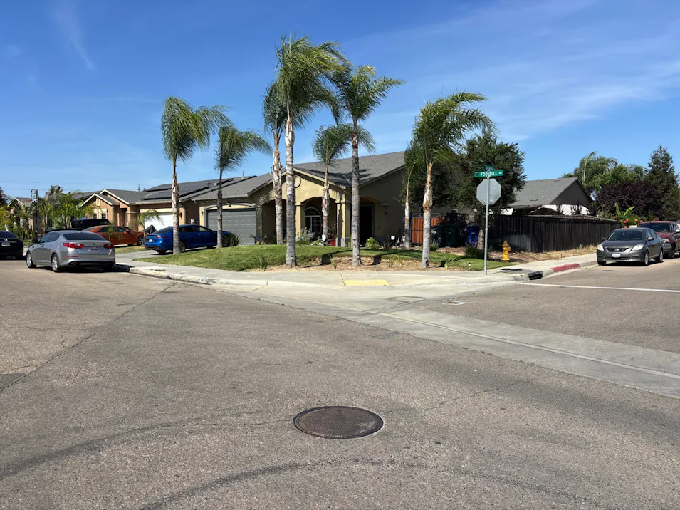 8470 Foothill Ave Parlier, CA 93648, Fresno County