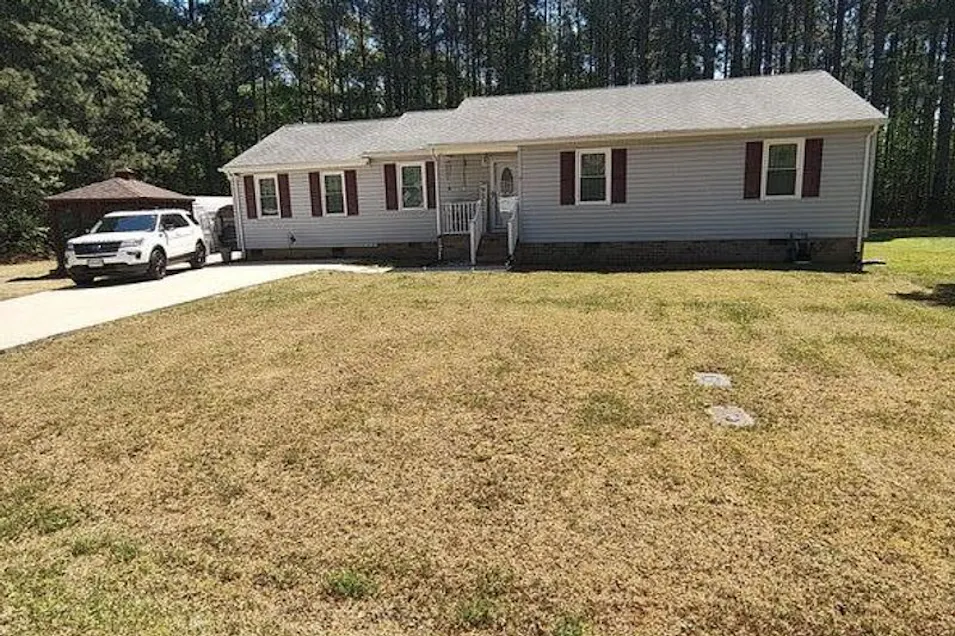 307 Pine Street Jarratt, VA 23867, Greensville County