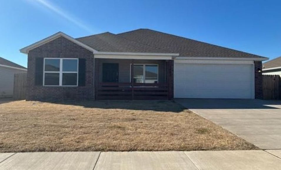 1402 South Pampas Street Siloam Springs, AR 72761, Benton County