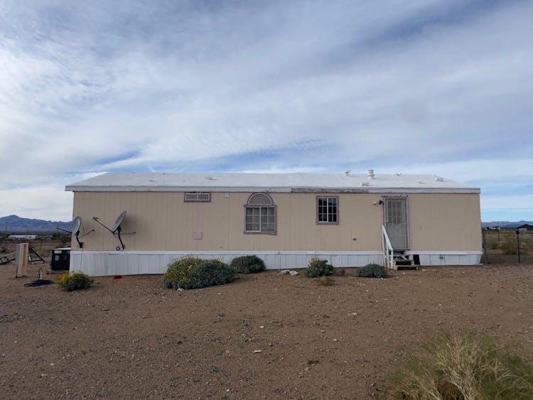 3868 W Abrigo Dr Golden Valley, AZ 86413, Mohave County