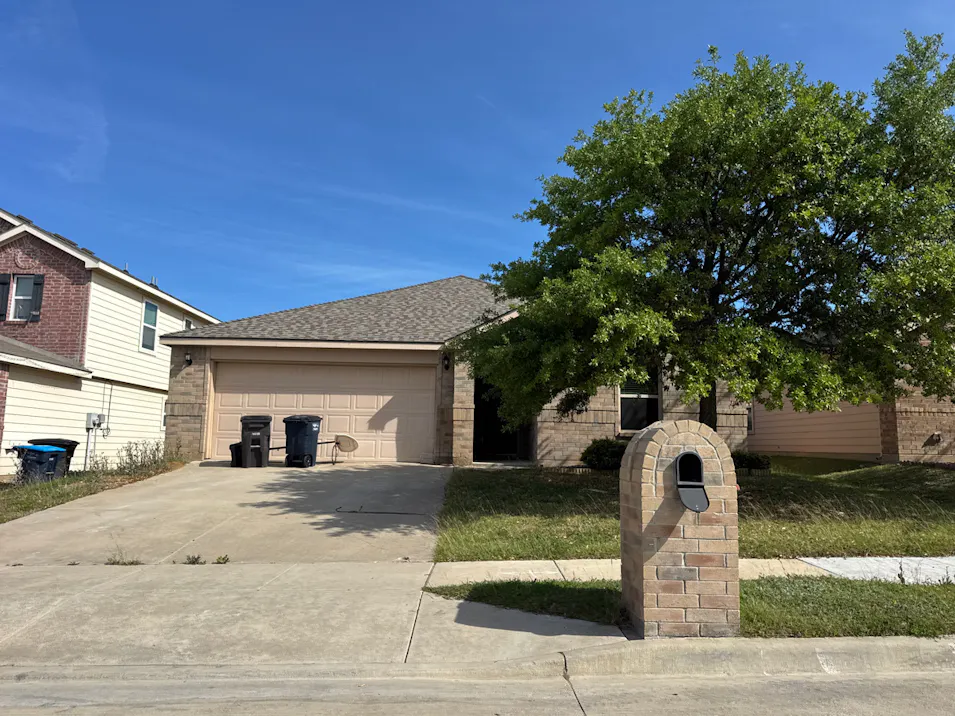 5112 Glen Eden Dr Fort Worth, TX 76119, Tarrant County