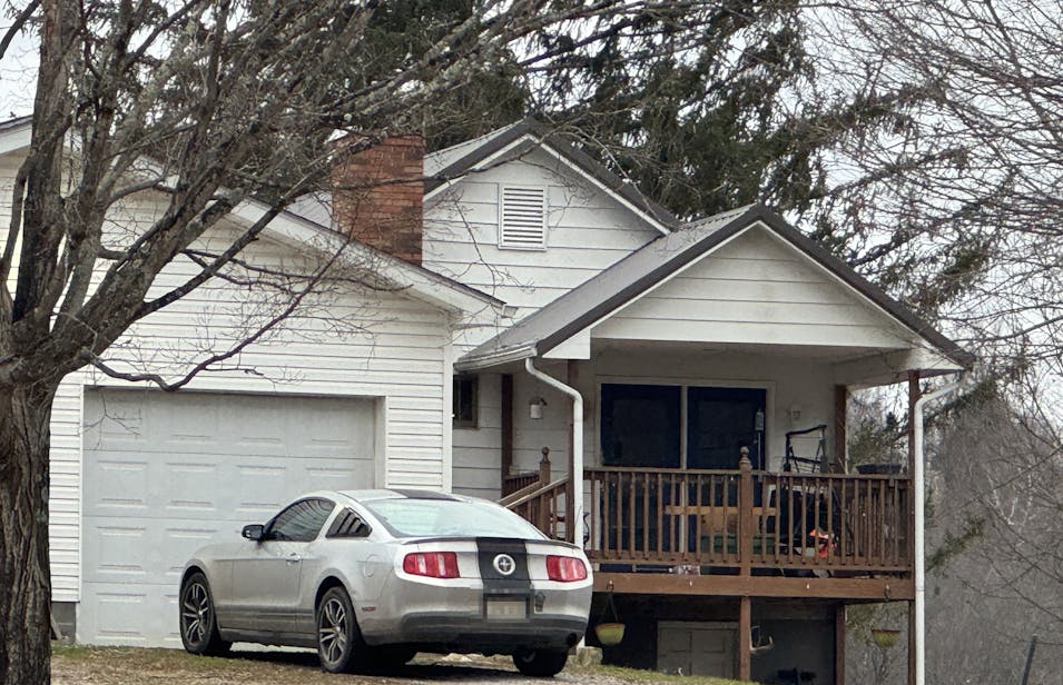 4573 Chestnut Road South Charleston, WV 25309, Kanawha County