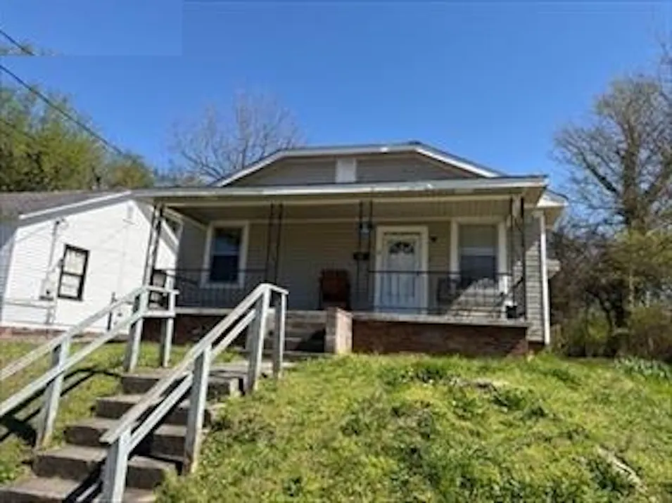 8 N Blanche Ave SW Rome, GA 30161, Floyd County