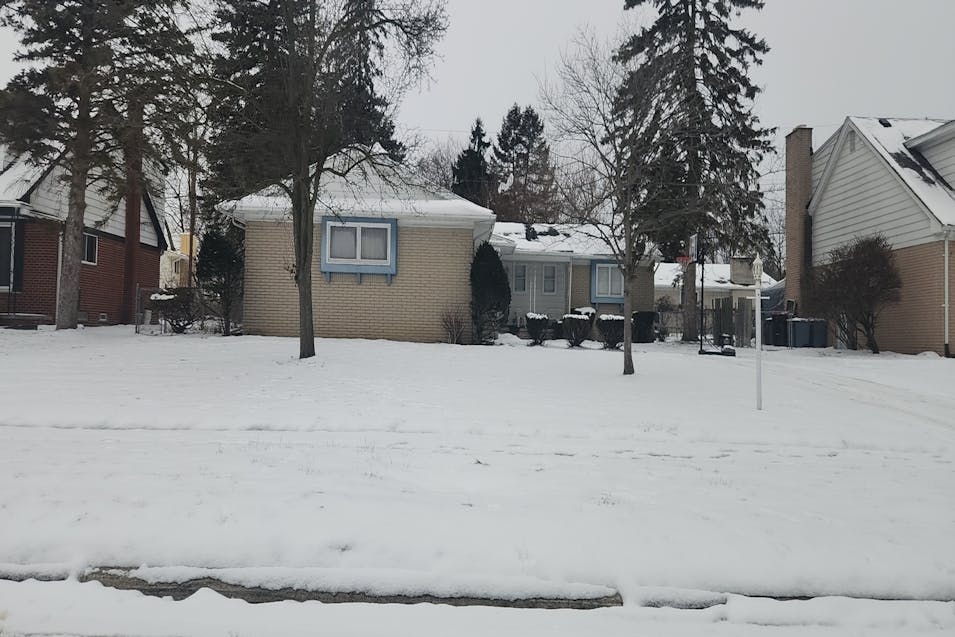 27073 Belmont Ln Southfield, MI 48076, Oakland County