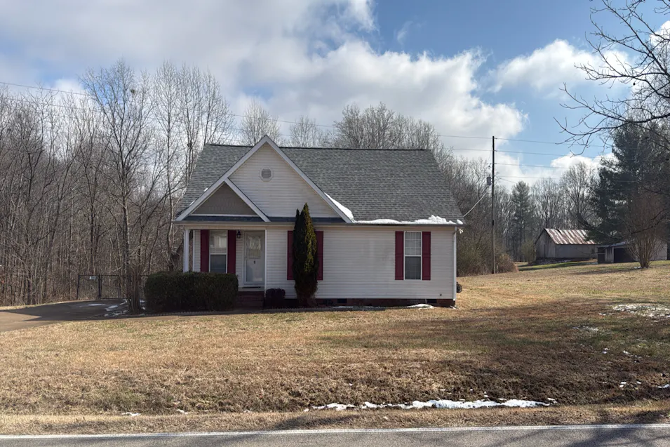 1149 Oak Grove Road Goodspring, TN 38460, Giles County