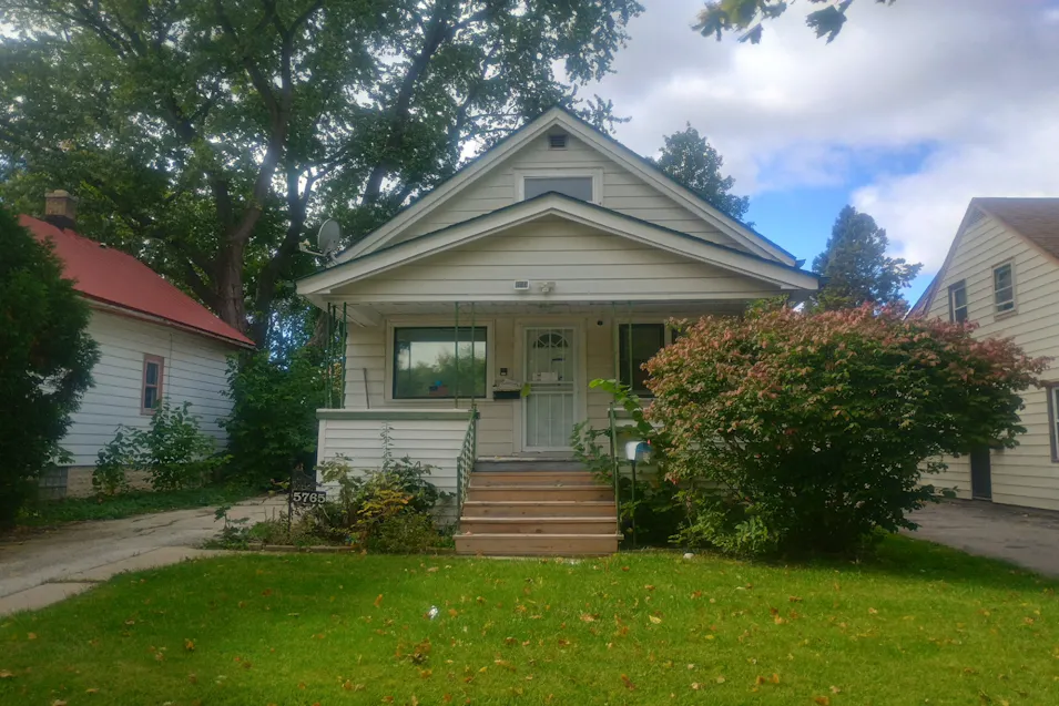 5765 N 41st Street Milwaukee, WI 53209, Milwaukee County