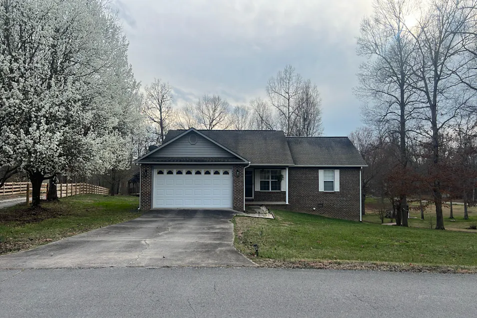 449 Grace Hill Dr Crossville, TN 38571, Cumberland County