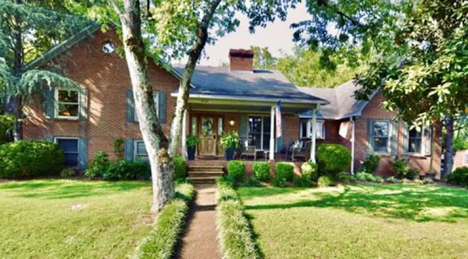 534 East College Street Pulaski, TN 38478, Giles County