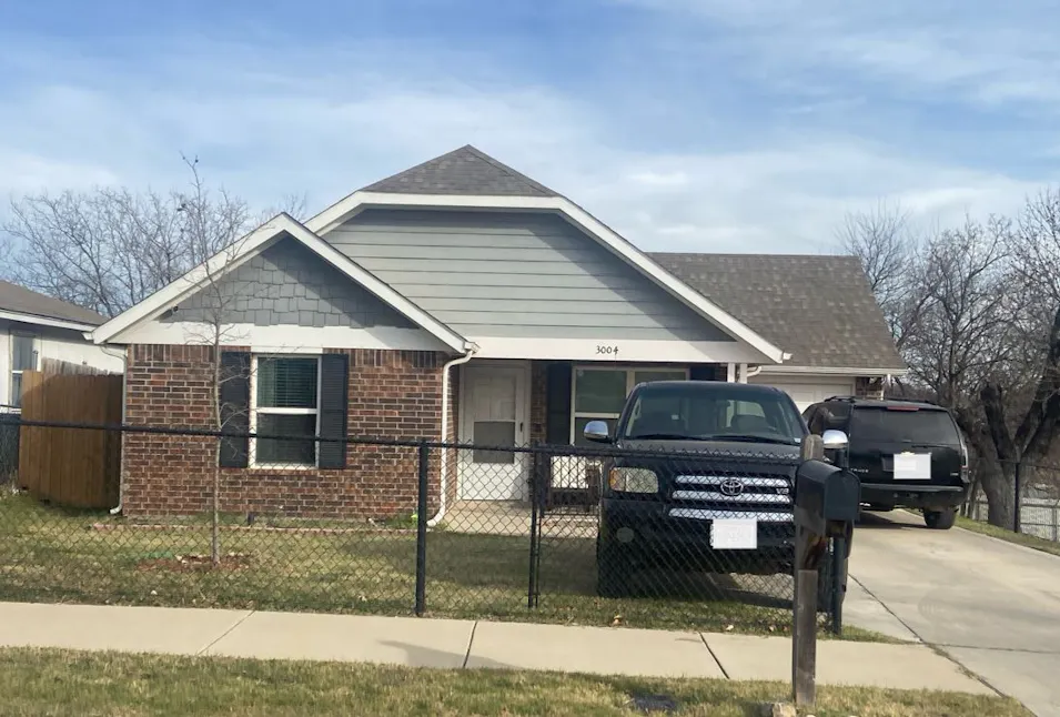 3004 North Hampton Street Fort Worth, TX 76106, Tarrant County