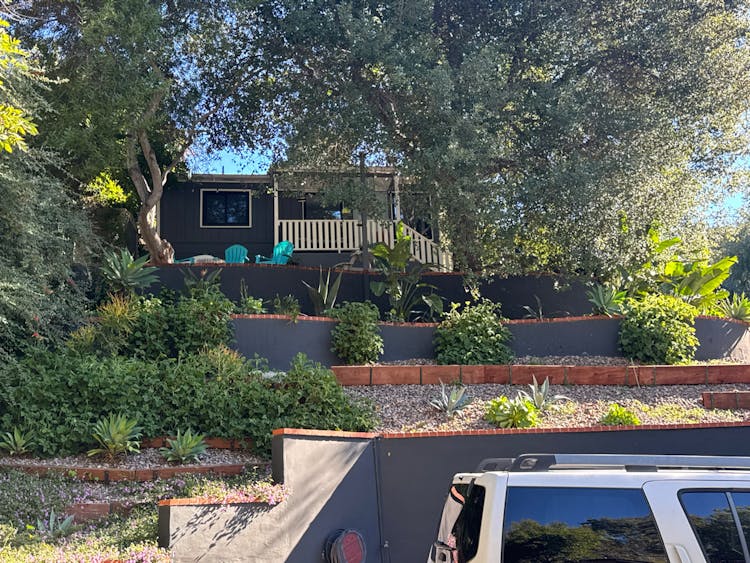 354 Glenullen Dr Pasadena, CA 91105, Los Angeles County