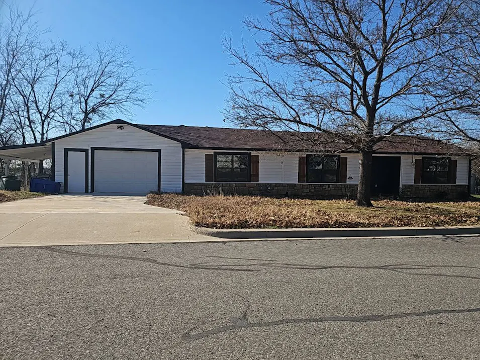 412 W South St Whitesboro, TX 76273, Grayson County