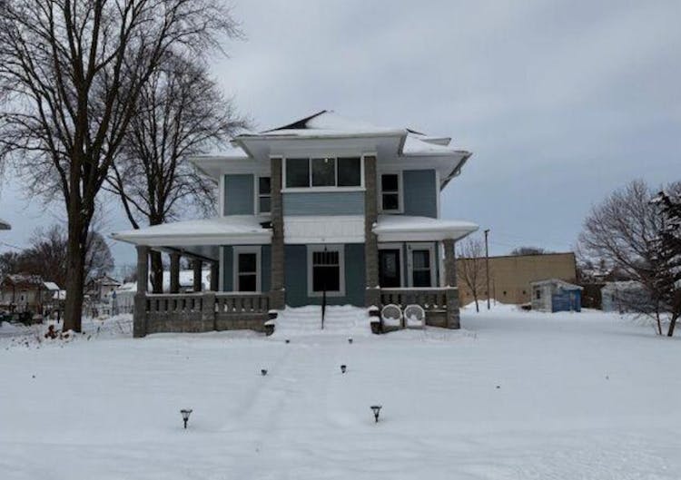 404s Walnut Avenue Forreston, IL 61030, Ogle County