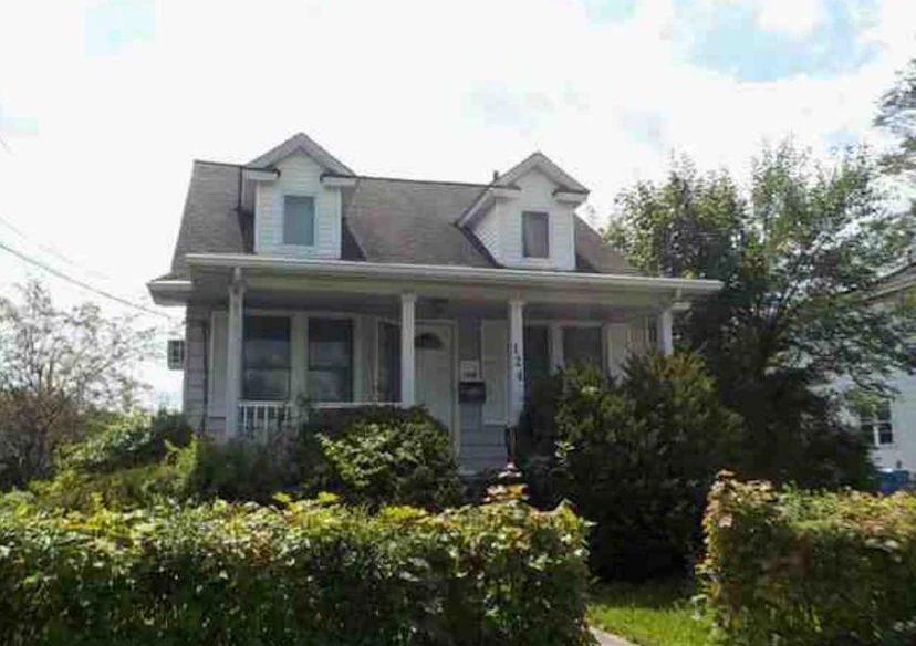 124 Belmont St