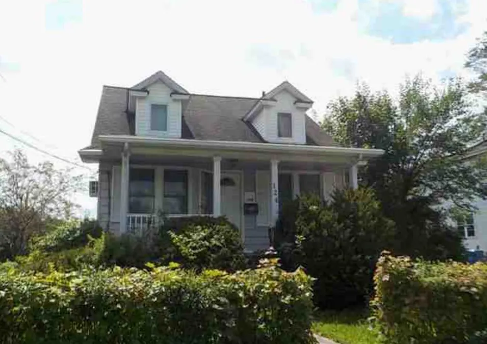 124 Belmont St New Britain, CT 06053, Hartford County