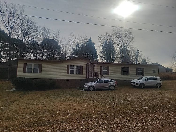 913 Estes Lane Holly Springs, NC 27540, Wake County