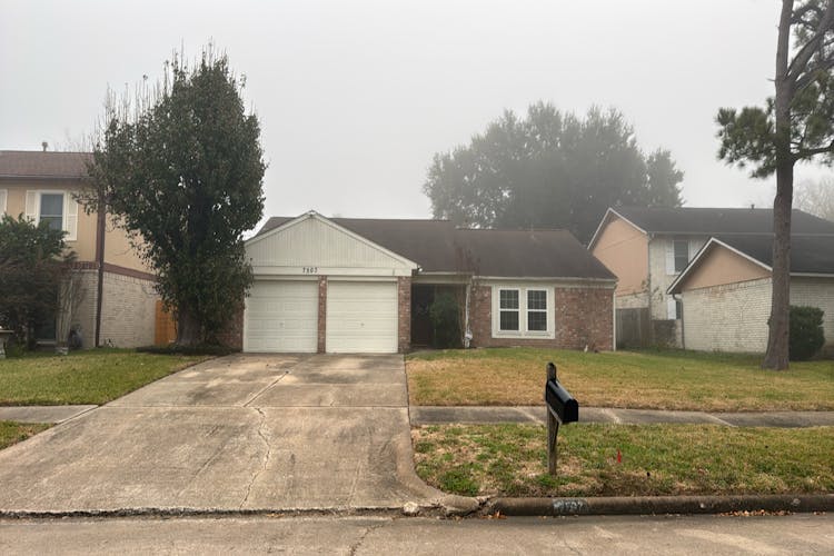 7507 Summer Gln Ln Houston, TX 77072, Harris County