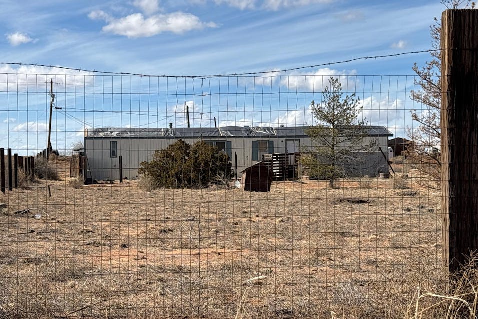 21 San Domingo Rd Laguna, NM 87026, Valencia County