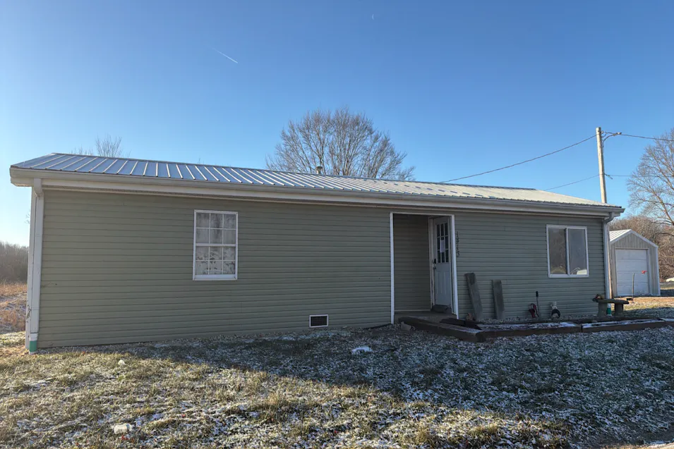 1413e Hornettown Rd Morgantown, IN 46160, Brown County