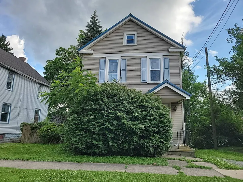1047 Cleveland Street Salem, OH 44460, Columbiana County