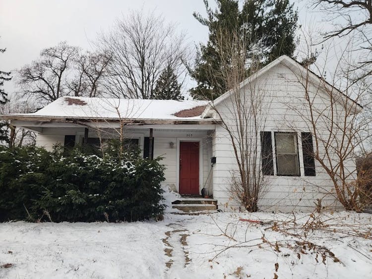 203 S Porter St Michigan City, IN 46360, La Porte County