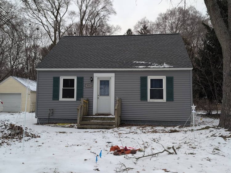 954 Wilson Ave Norton Shores, MI 49441, Muskegon County