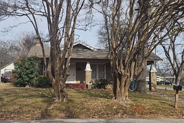 1601 West Bond Street Denison, TX 75020, Grayson County