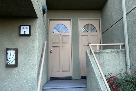 15351 Hunsaker Ave # E, Paramount, CA 90723, Los Angeles County