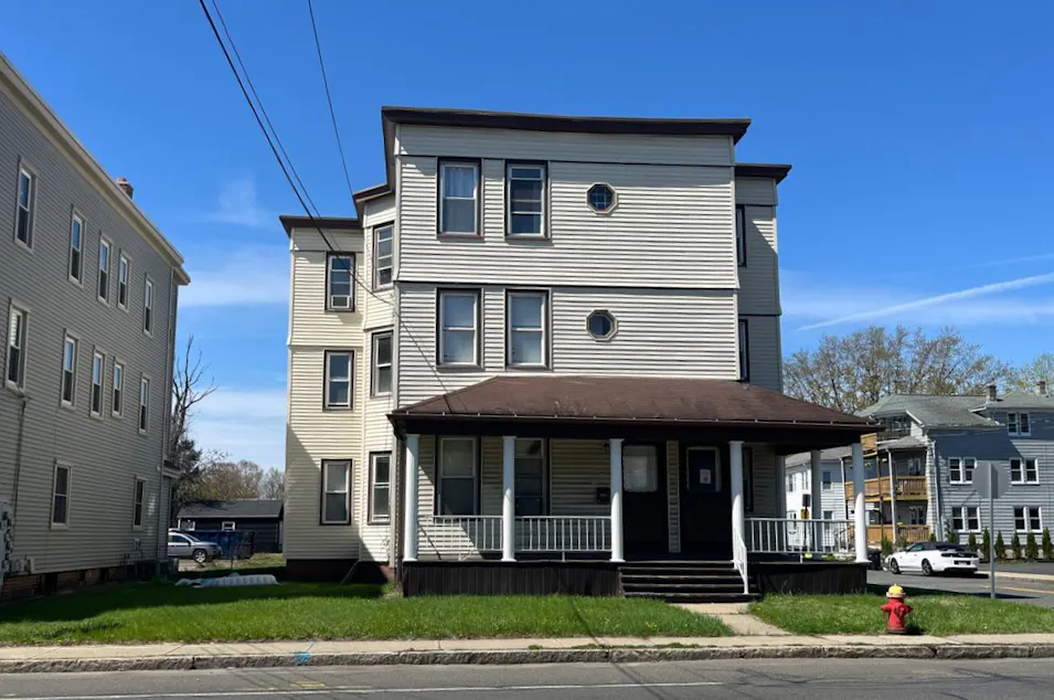 623 Grattan St Chicopee, MA 01020, Hampden County