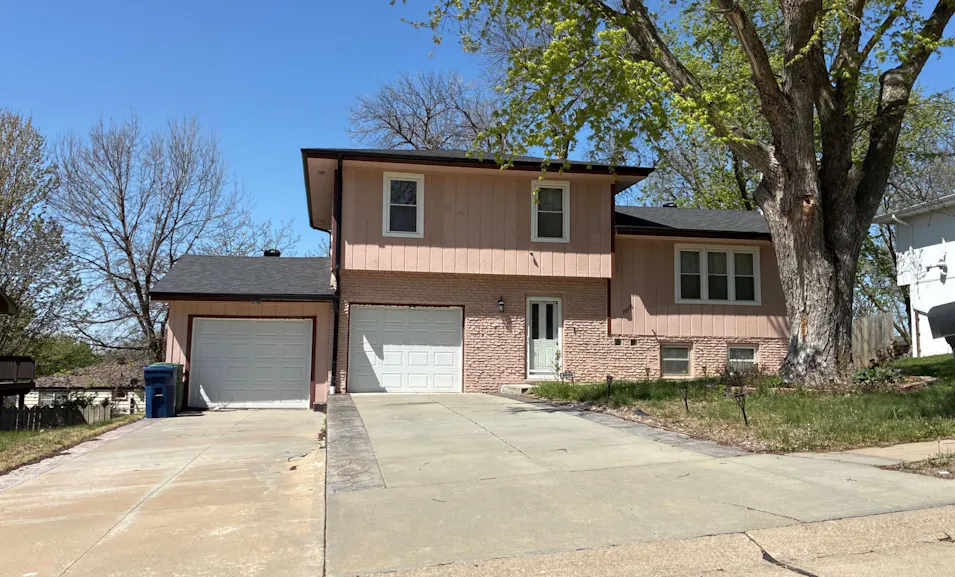 8606 S 45th Ave Bellevue, NE 68157, Sarpy County