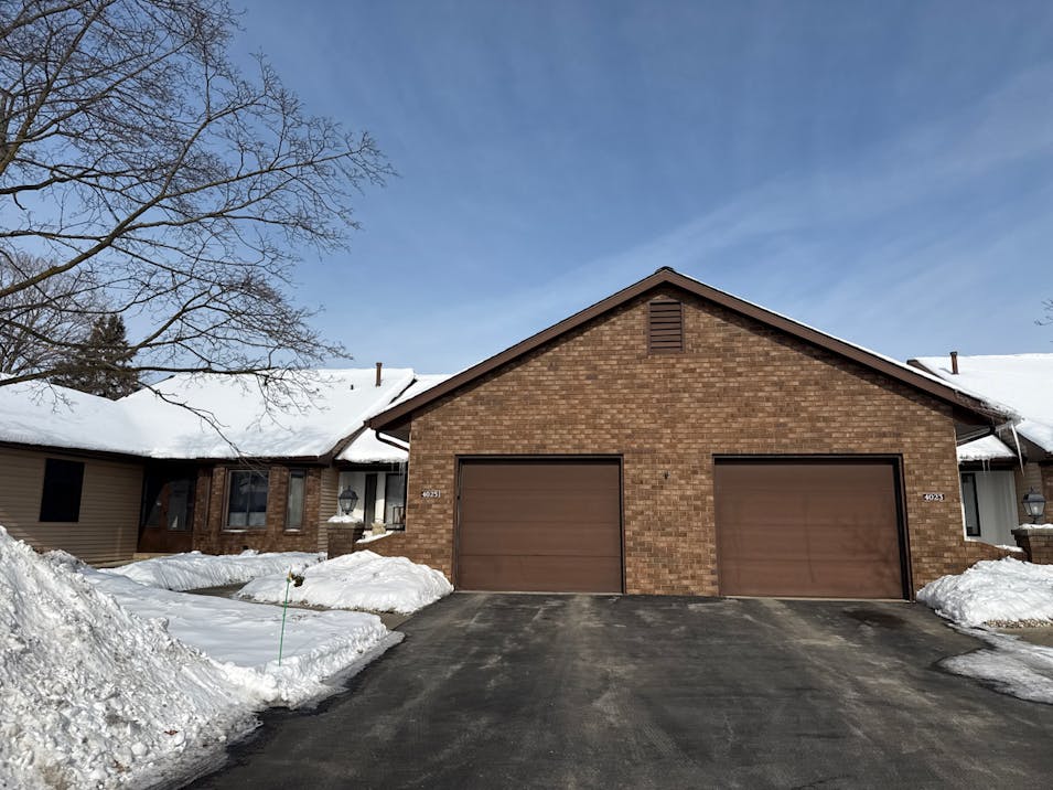 4025 Grandview Terrace Dr SW Grandville, MI 49418, Kent County