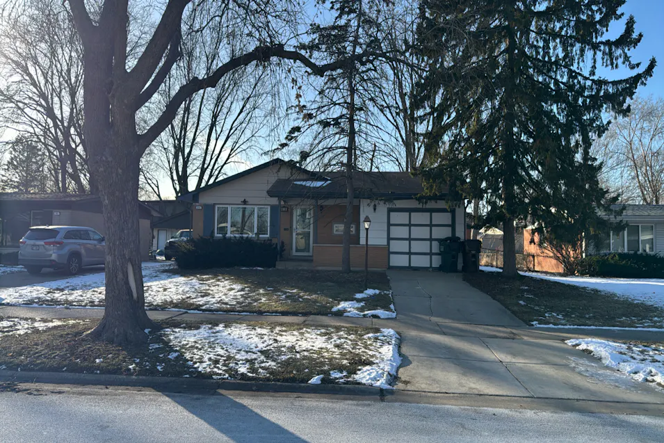 404 North Longwood Drive Glenwood, IL 60425, Cook County