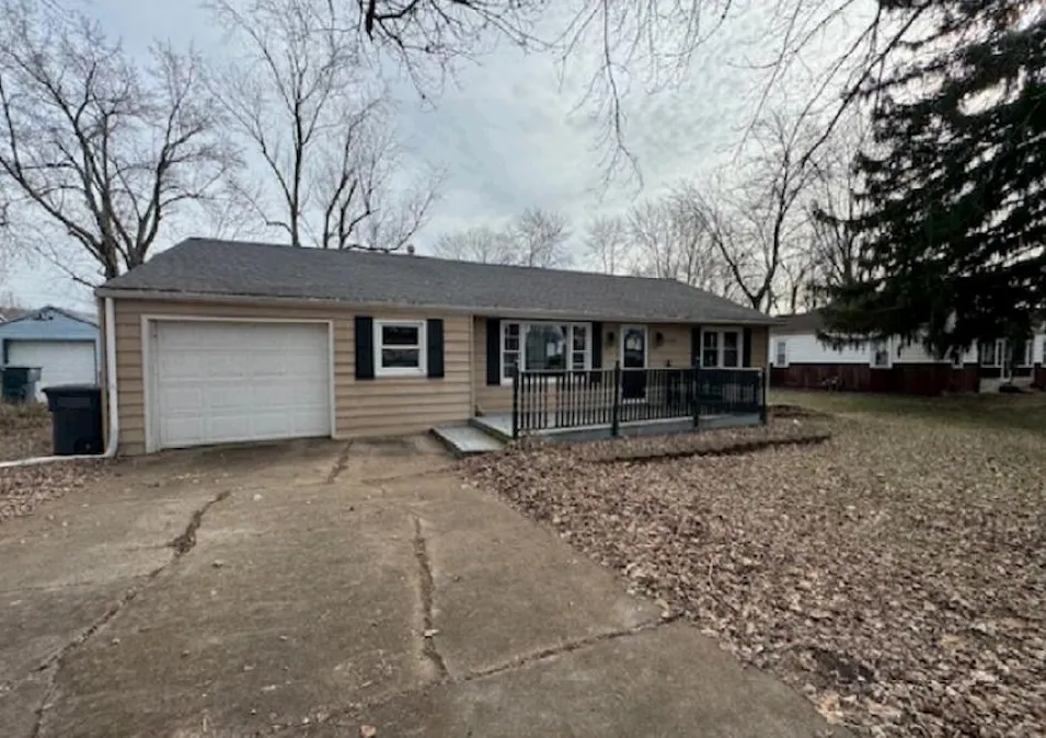 1700 N Alden Rd Muncie, IN 47304, Delaware County