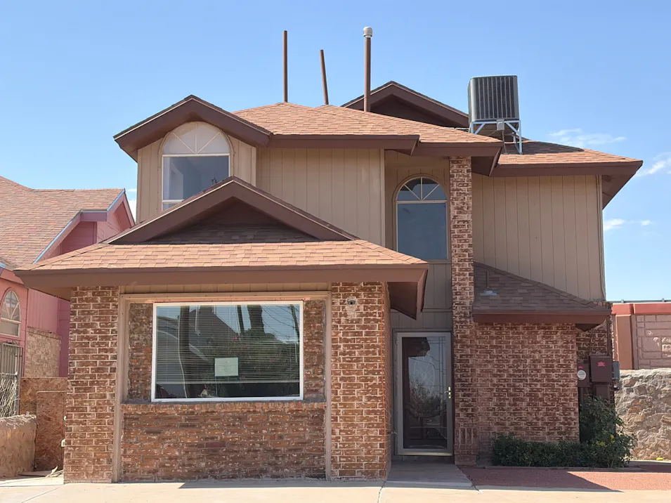 710 Medina Street El Paso, TX 79905, El Paso County