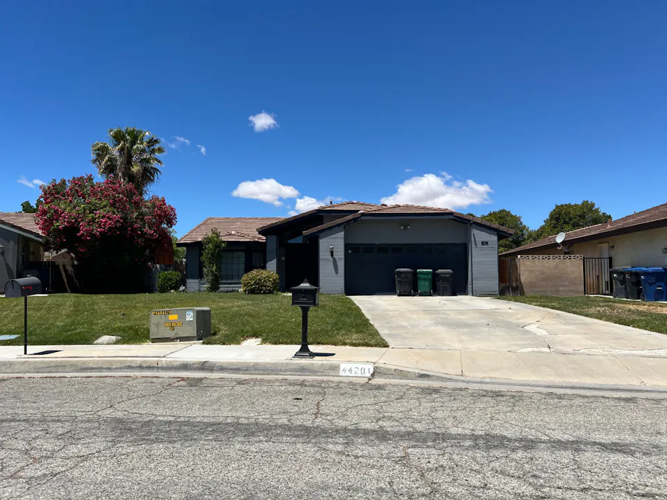 44201 Ruthron Ave Lancaster, CA 93536, Los Angeles County
