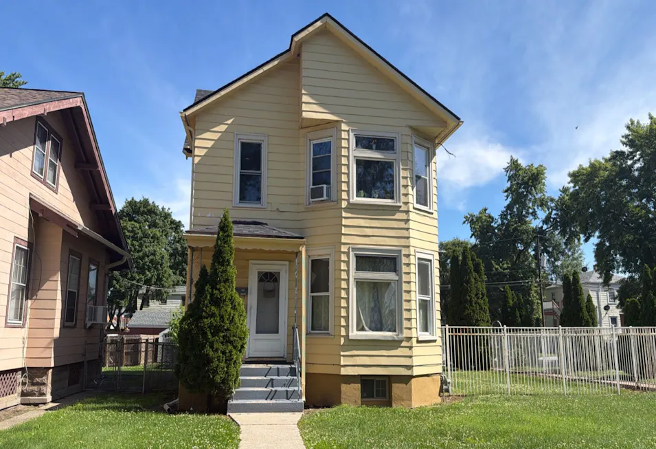 1904 High St Blue Island, IL 60406, Cook County