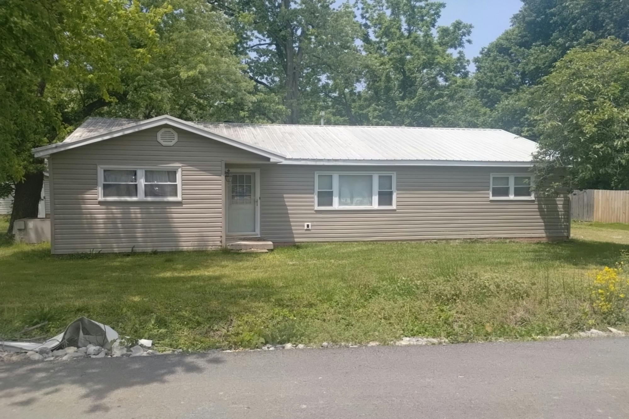 Monrovia Ave, Milwaukee, WI 53225